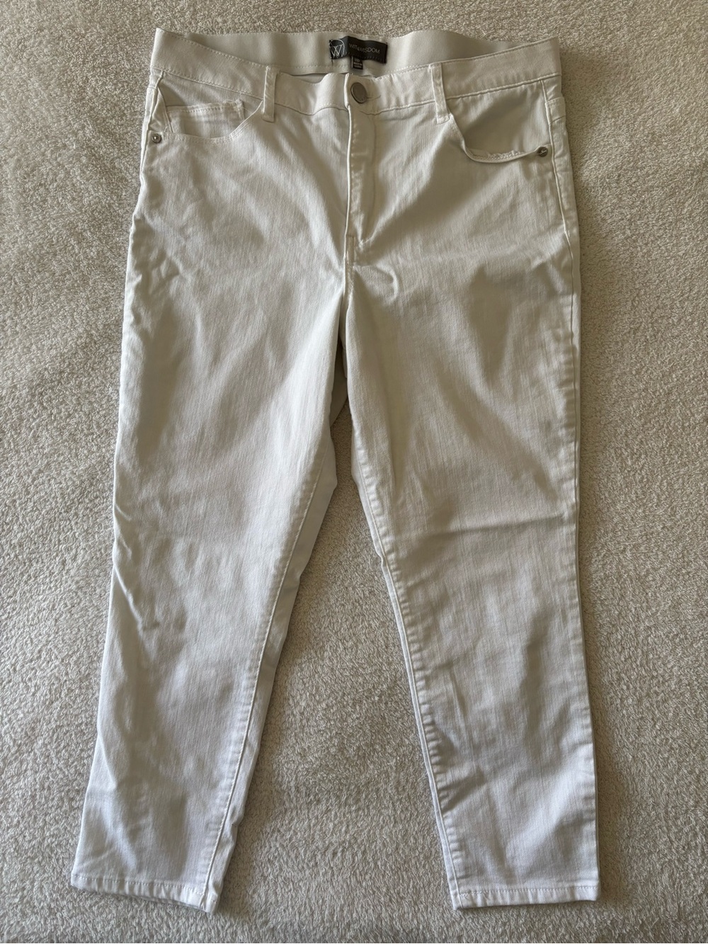 Wit & Wisdom White Cropped Stretch Jeans